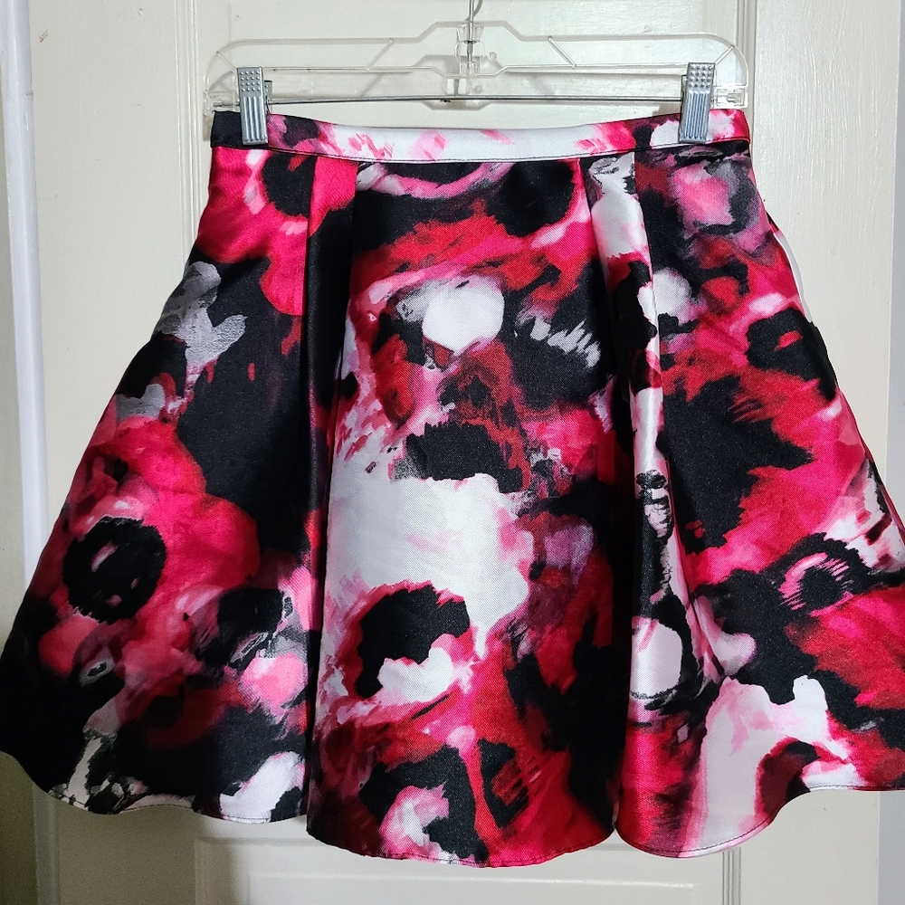 B Darlin Floral Print Pleated A-Line Skirt Size 7/8
